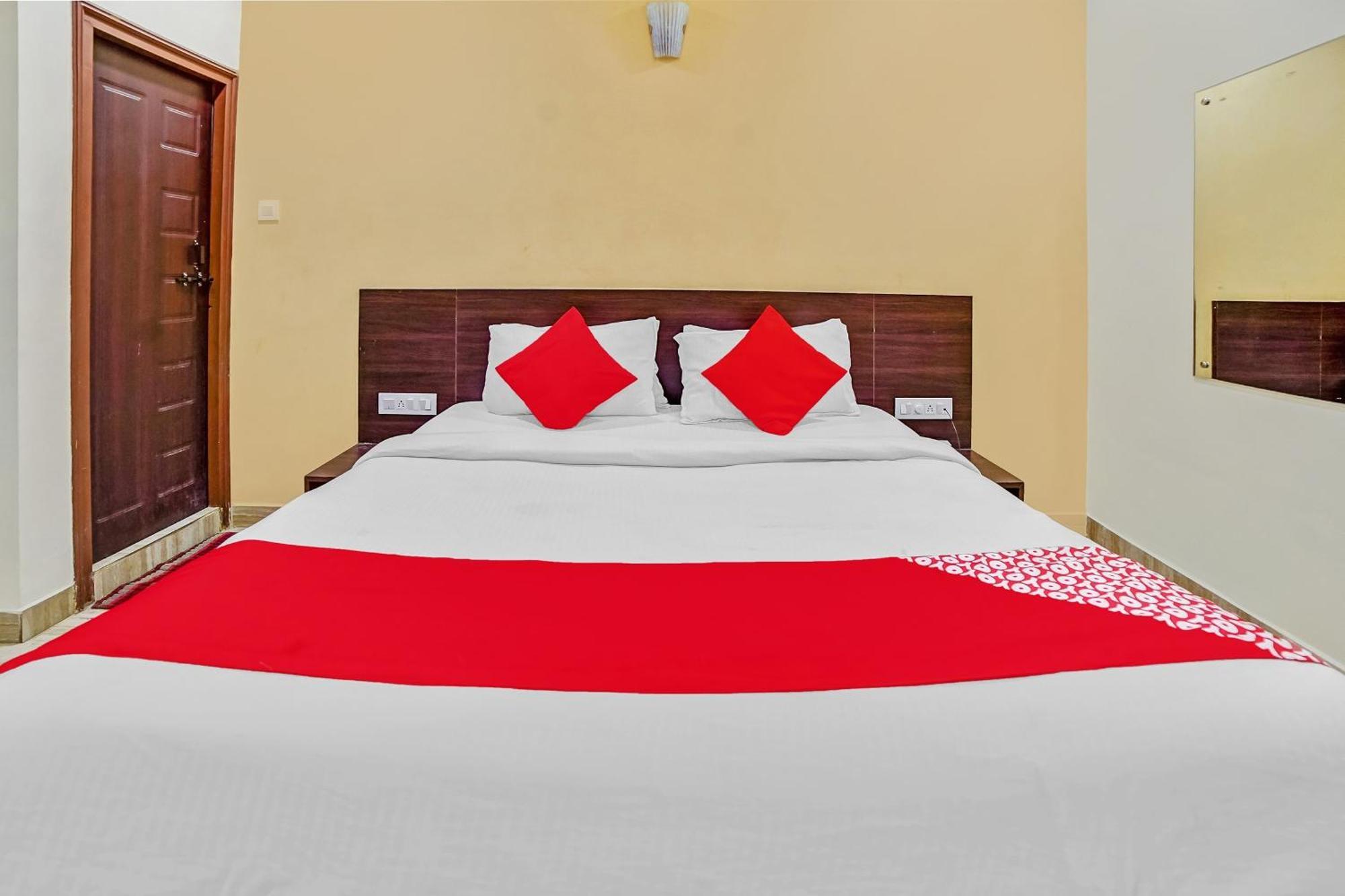 Collection O Suvidha Hotel Bilaspur  Bagian luar foto